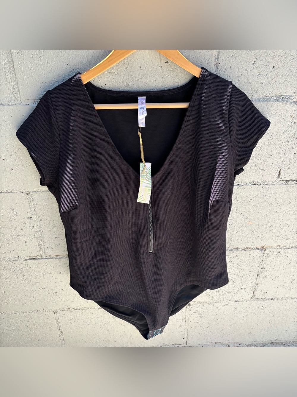 NWT Wolf & Whistle Black Front Zip Textured One Piece Swimsuit Size 16